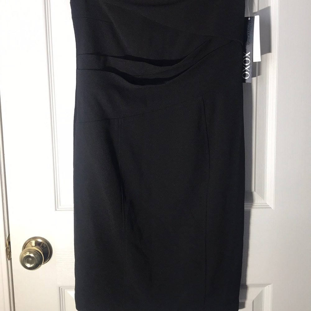 Dress - Picture 4 of 8
